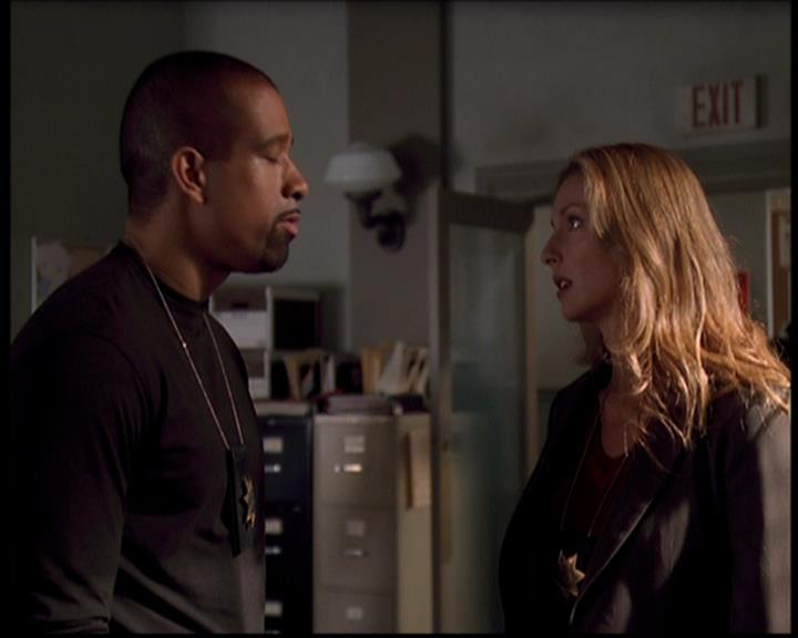 Charmed-Online_dot_net--7x04Charrrmed1418.jpg