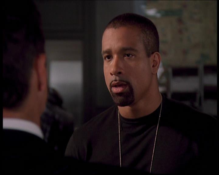 Charmed-Online_dot_net--7x04Charrrmed1638.jpg