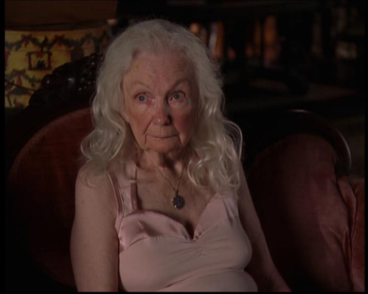Charmed-Online_dot_net--7x04Charrrmed1921.jpg