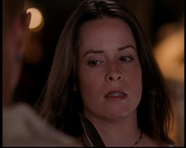 Charmed-Online_dot_net--7x04Charrrmed1949.jpg