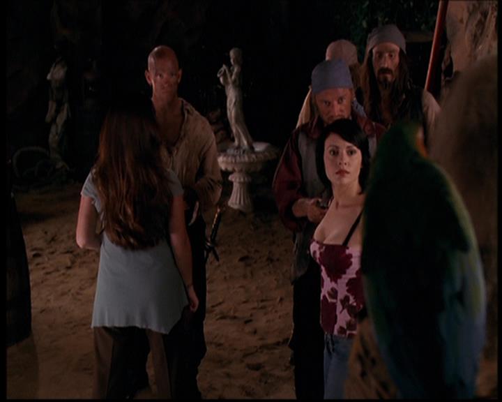 Charmed-Online_dot_net--7x04Charrrmed2002.jpg