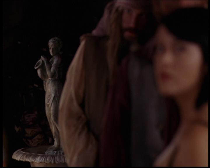 Charmed-Online_dot_net--7x04Charrrmed2038.jpg