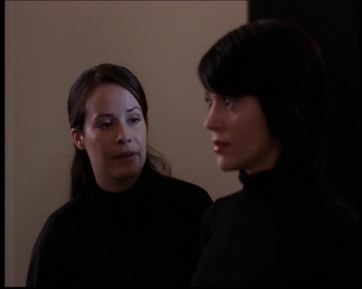 Charmed-Online_dot_net--7x04Charrrmed2179.jpg