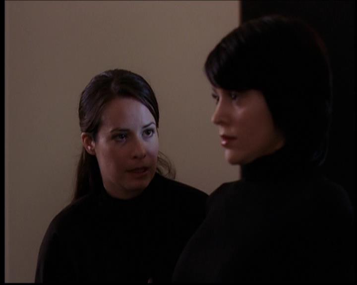Charmed-Online_dot_net--7x04Charrrmed2180.jpg