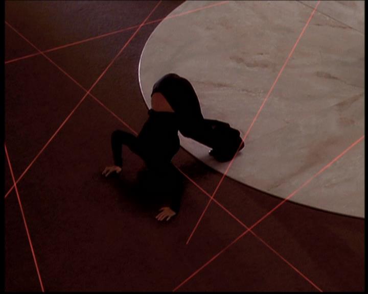 Charmed-Online_dot_net--7x04Charrrmed2219.jpg