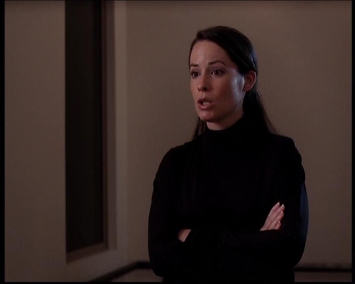 Charmed-Online_dot_net--7x04Charrrmed2230.jpg