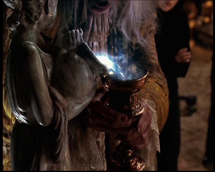 Charmed-Online_dot_net--7x04Charrrmed2322.jpg