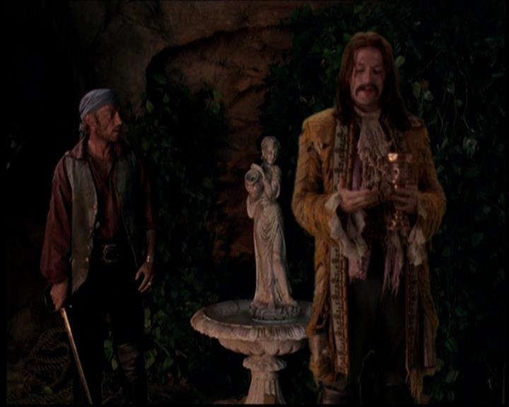 Charmed-Online_dot_net--7x04Charrrmed2366.jpg