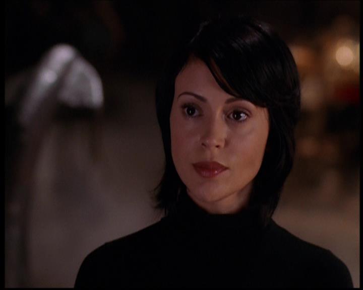 Charmed-Online_dot_net--7x04Charrrmed2372.jpg