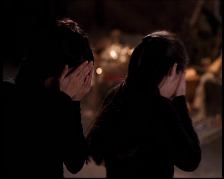 Charmed-Online_dot_net--7x04Charrrmed2425.jpg