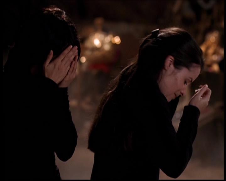 Charmed-Online_dot_net--7x04Charrrmed2427.jpg
