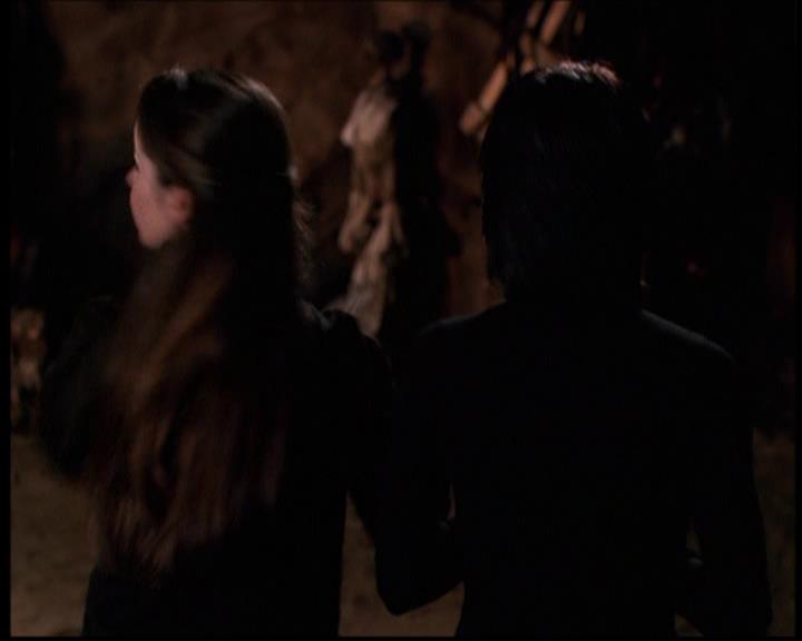 Charmed-Online_dot_net--7x04Charrrmed2458.jpg