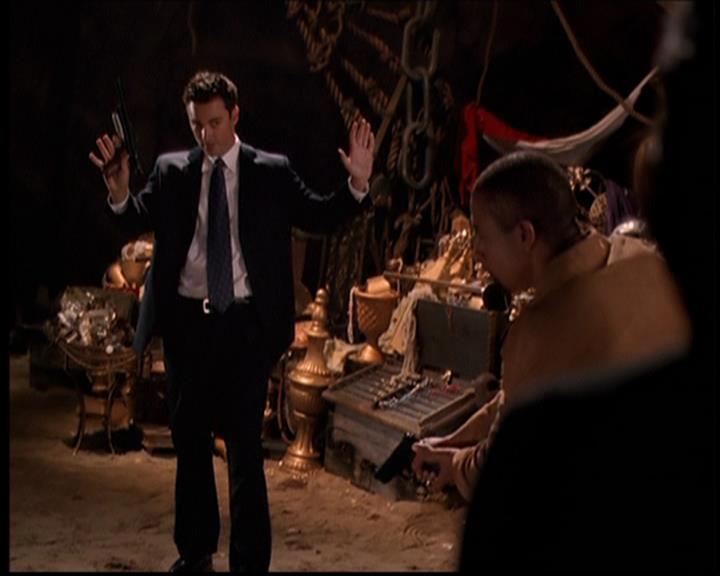 Charmed-Online_dot_net--7x04Charrrmed2481.jpg