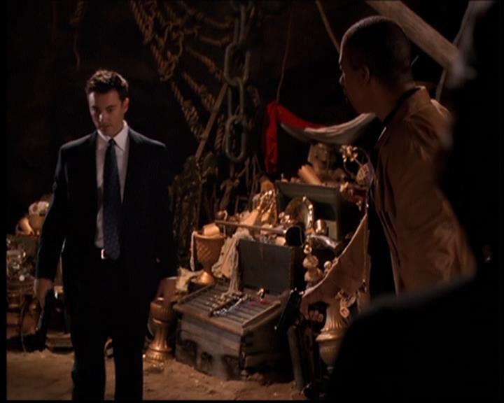 Charmed-Online_dot_net--7x04Charrrmed2482.jpg