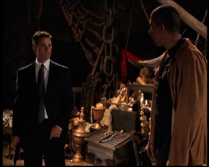 Charmed-Online_dot_net--7x04Charrrmed2502.jpg