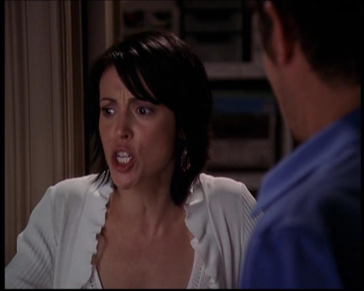 Charmed-Online_dot_net--7x04Charrrmed2647.jpg