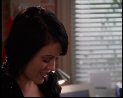 Charmed-Online_dot_net--7x04Charrrmed0838.jpg