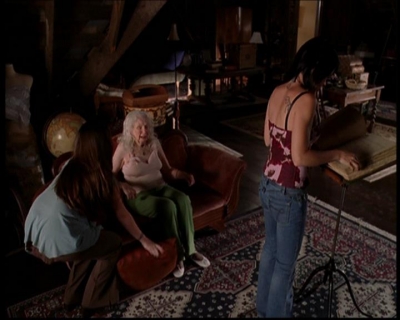 Charmed-Online_dot_net--7x04Charrrmed1826.jpg