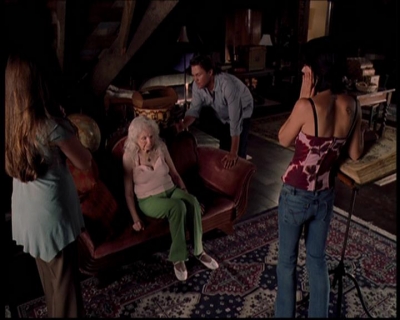 Charmed-Online_dot_net--7x04Charrrmed1855.jpg