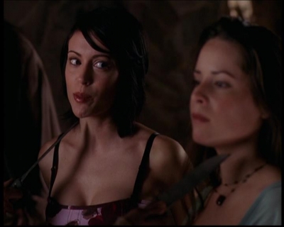 Charmed-Online_dot_net--7x04Charrrmed1957.jpg