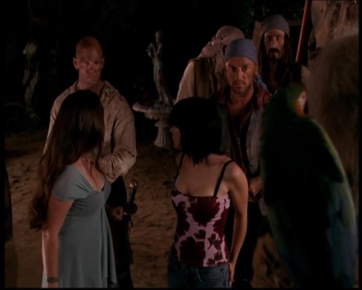 Charmed-Online_dot_net--7x04Charrrmed2035.jpg