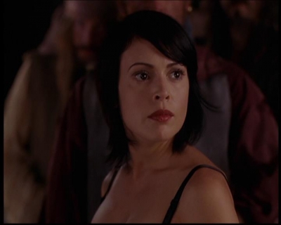 Charmed-Online_dot_net--7x04Charrrmed2039.jpg