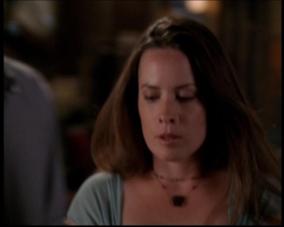 Charmed-Online_dot_net--7x04Charrrmed2093.jpg