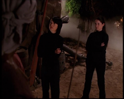 Charmed-Online_dot_net--7x04Charrrmed2361.jpg