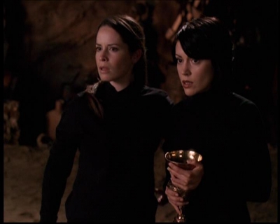 Charmed-Online_dot_net--7x04Charrrmed2483.jpg