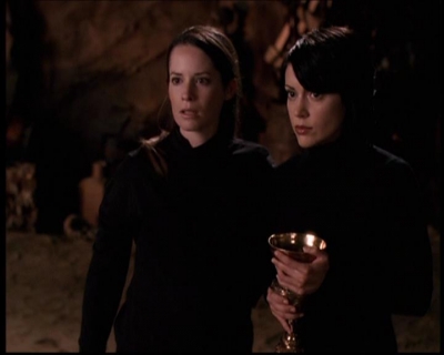 Charmed-Online_dot_net--7x04Charrrmed2488.jpg