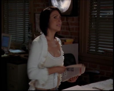 Charmed-Online_dot_net--7x04Charrrmed2656.jpg