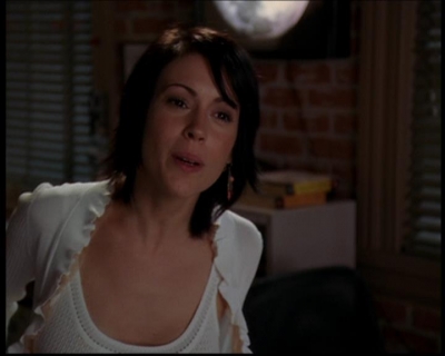 Charmed-Online_dot_net--7x04Charrrmed2688.jpg