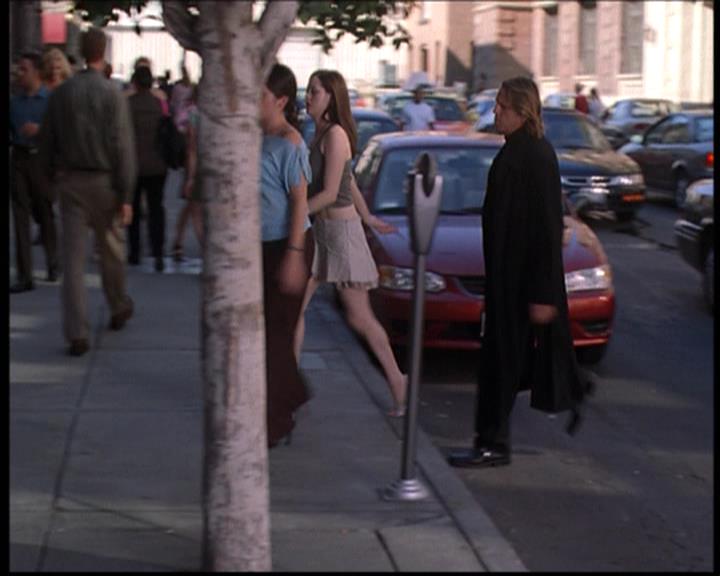 Charmed-Online-dot-net_705StyxFeetUnder0915.jpg
