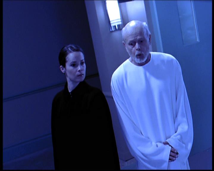 Charmed-Online-dot-net_705StyxFeetUnder1216.jpg