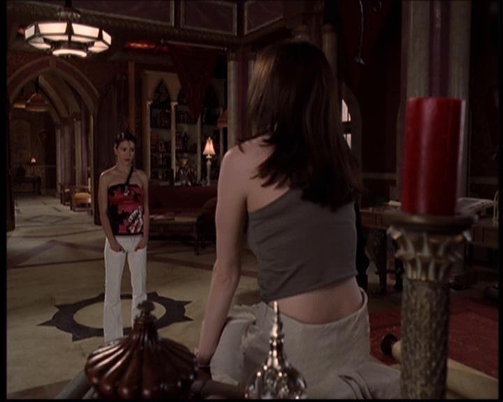 Charmed-Online-dot-net_705StyxFeetUnder1509.jpg