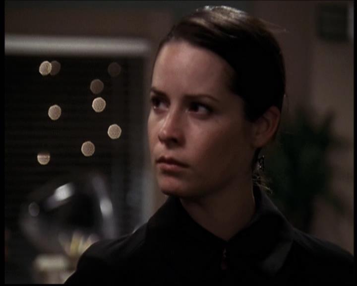 Charmed-Online-dot-net_705StyxFeetUnder1615.jpg