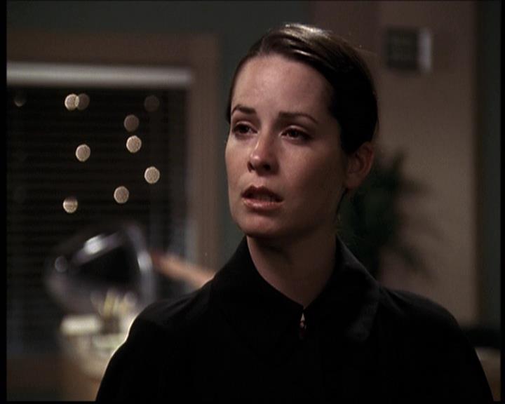 Charmed-Online-dot-net_705StyxFeetUnder1631.jpg