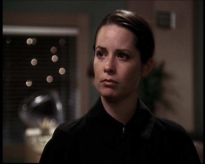 Charmed-Online-dot-net_705StyxFeetUnder1635.jpg