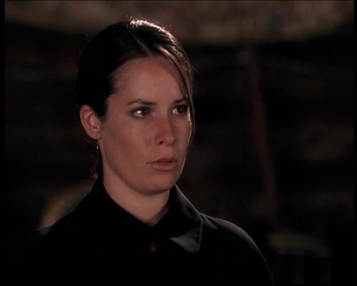 Charmed-Online-dot-net_705StyxFeetUnder1733.jpg