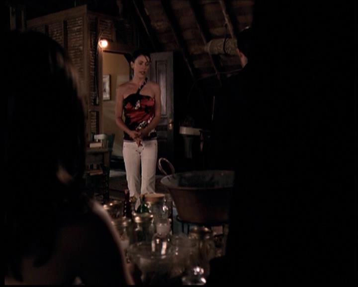 Charmed-Online-dot-net_705StyxFeetUnder1750.jpg