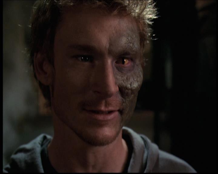 Charmed-Online-dot-net_705StyxFeetUnder1827.jpg