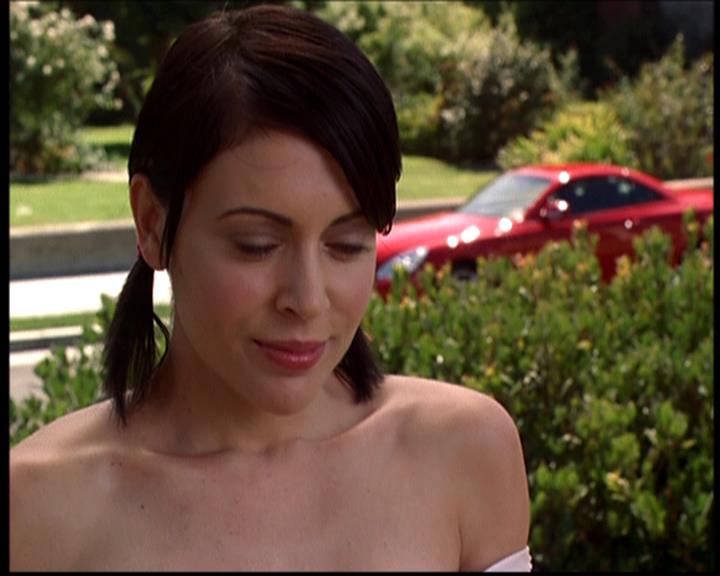 Charmed-Online-dot-net_705StyxFeetUnder2247.jpg