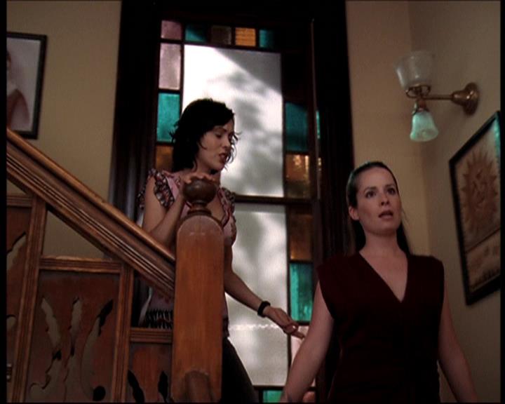 Charmed-Online-dot-net_706OnceUponABlueMoon0523.jpg