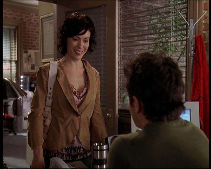 Charmed-Online-dot-net_706OnceUponABlueMoon0619.jpg