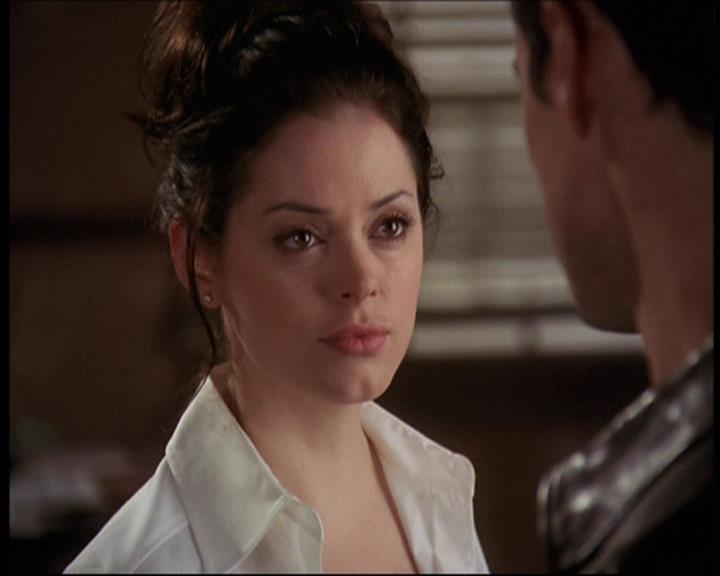 Charmed-Online-dot-net_706OnceUponABlueMoon0814.jpg