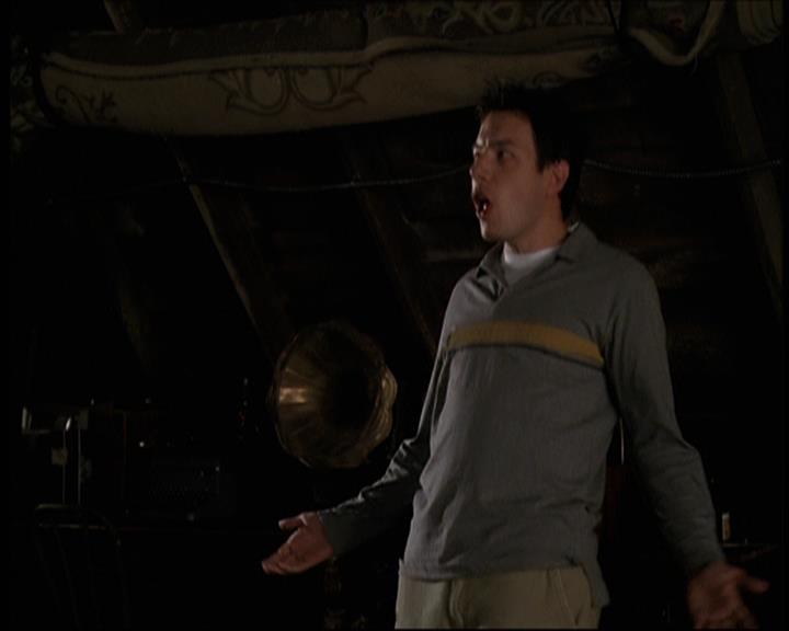 Charmed-Online-dot-net_706OnceUponABlueMoon0910.jpg