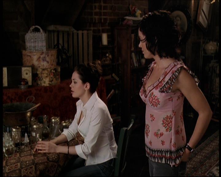 Charmed-Online-dot-net_706OnceUponABlueMoon0921.jpg