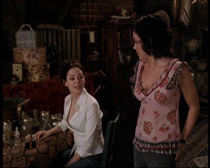 Charmed-Online-dot-net_706OnceUponABlueMoon0946.jpg