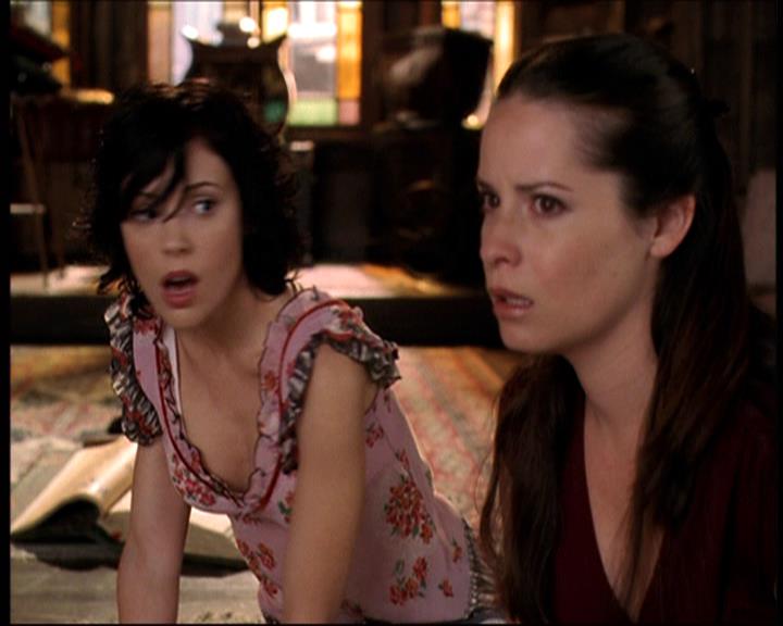 Charmed-Online-dot-net_706OnceUponABlueMoon1069.jpg