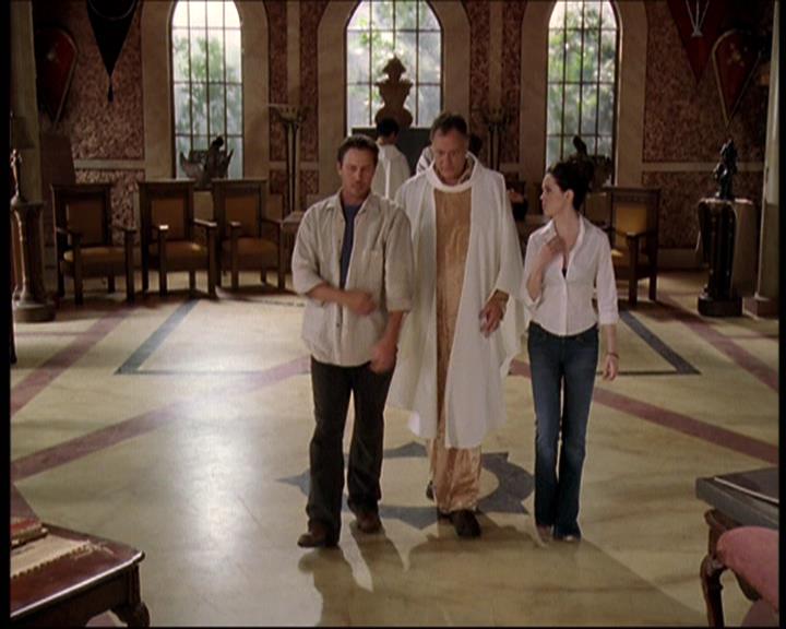 Charmed-Online-dot-net_706OnceUponABlueMoon1143.jpg
